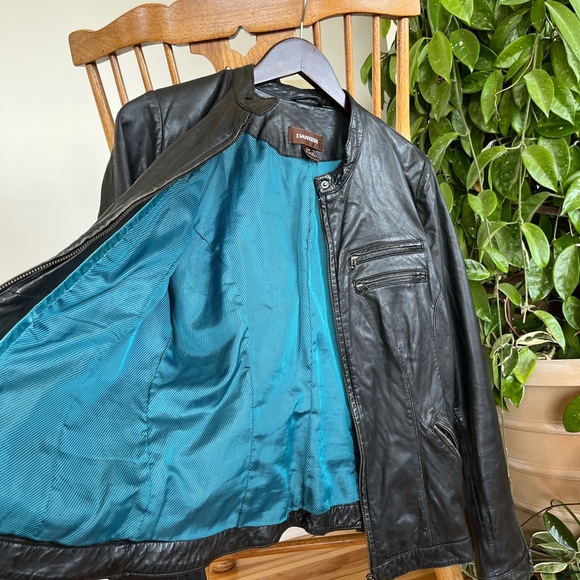 Danier Leather Jacket - Picture 5 of 8